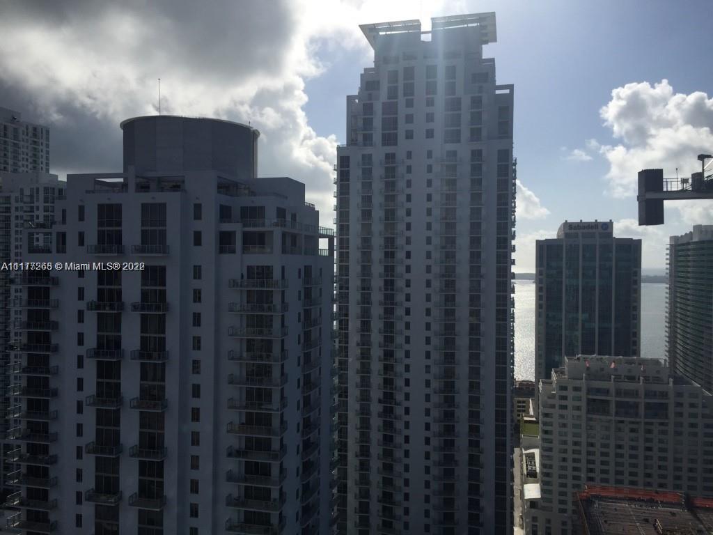 1100 S MIAMI AVE Unit: 3811
