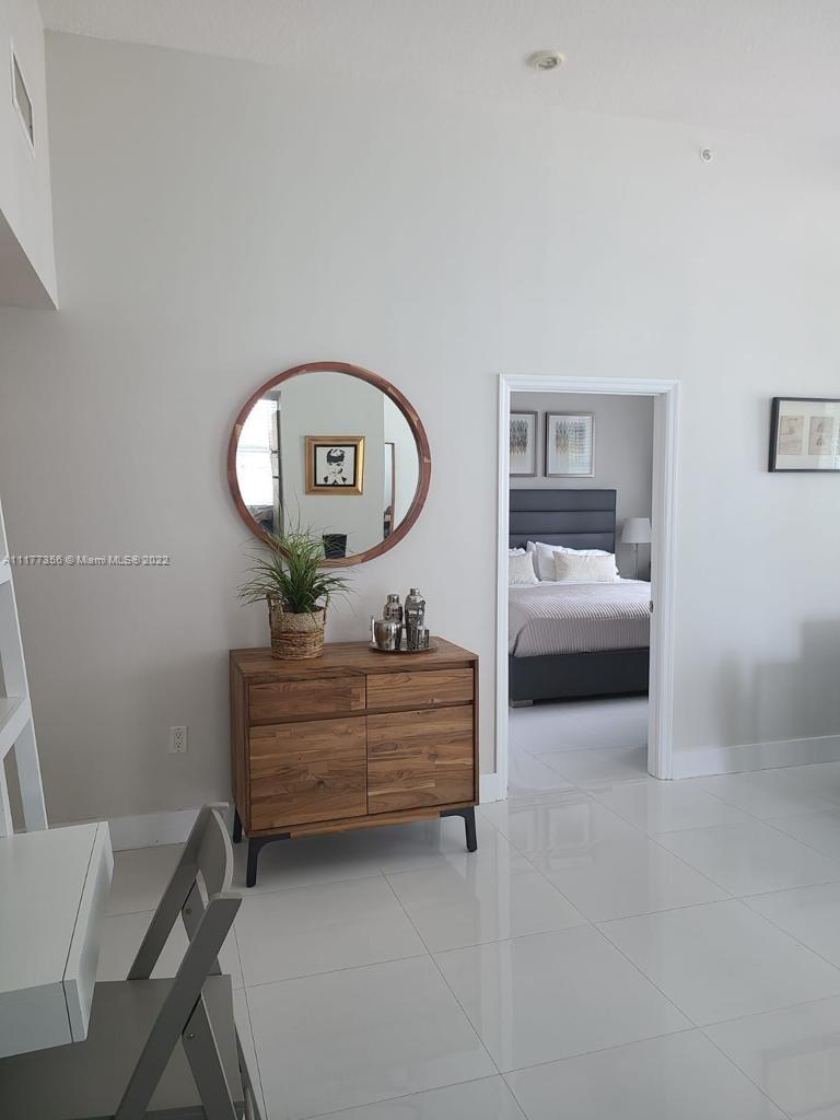 1250 S Miami Ave Unit: 814