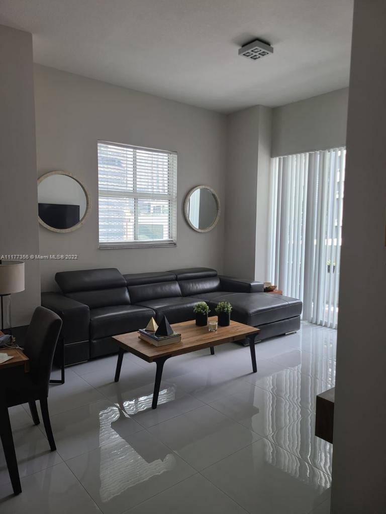1250 S Miami Ave Unit: 814