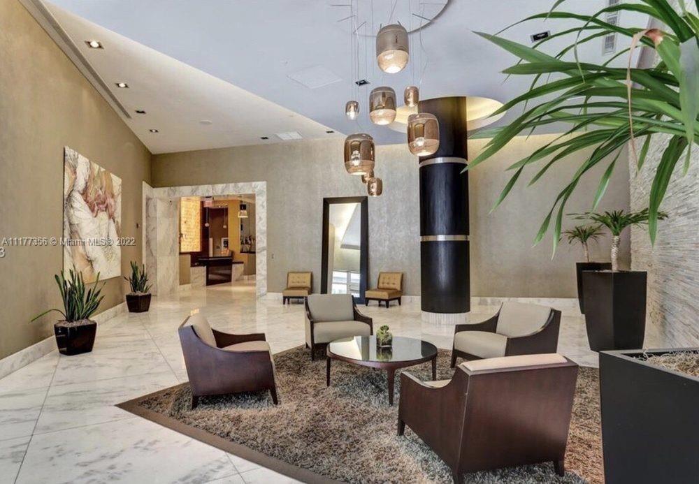1250 S Miami Ave Unit: 814