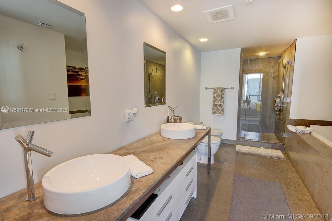 475 Brickell Ave # 4415