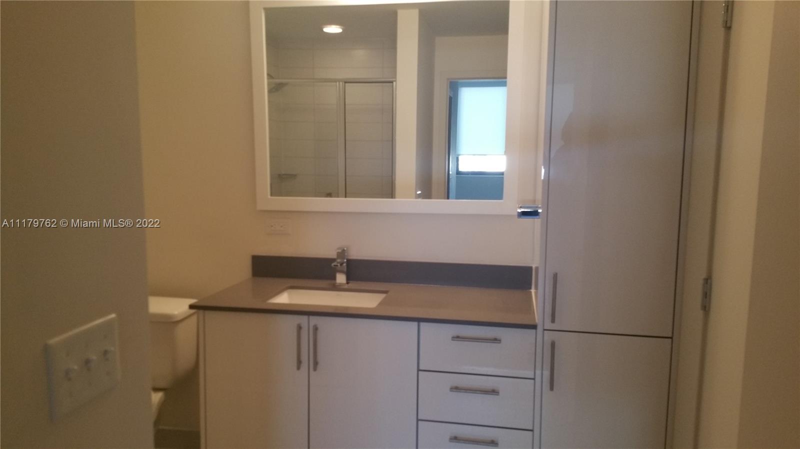 999 SW 1 AV # 1608