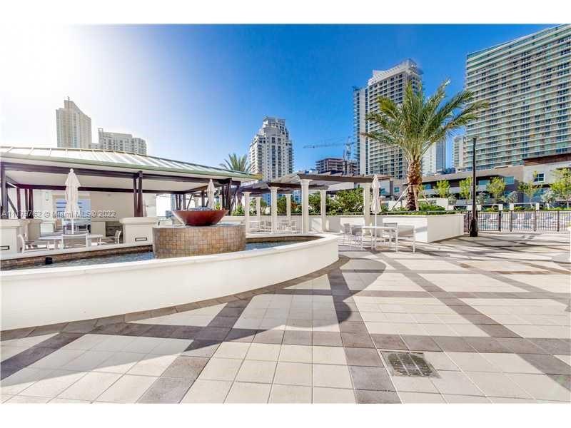 999 SW 1 AV # 1608