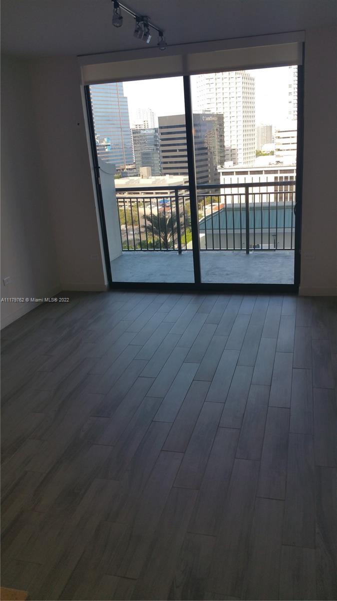 999 SW 1 AV # 1608