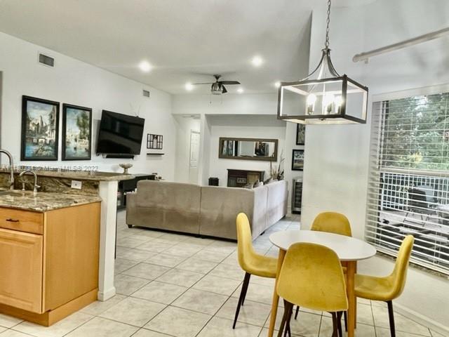 5716 NW 50th St