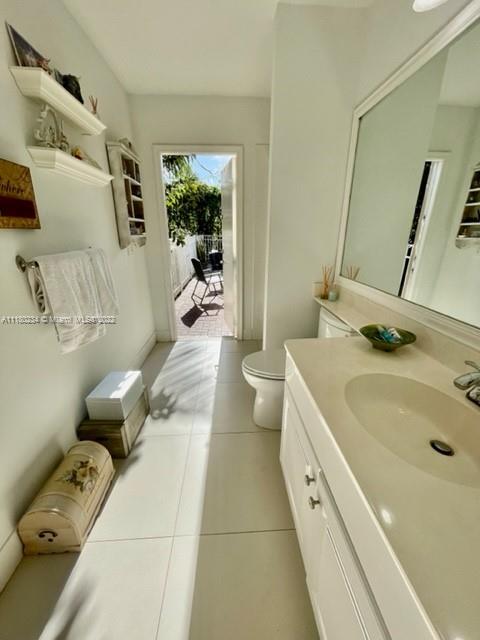 5716 NW 50th St