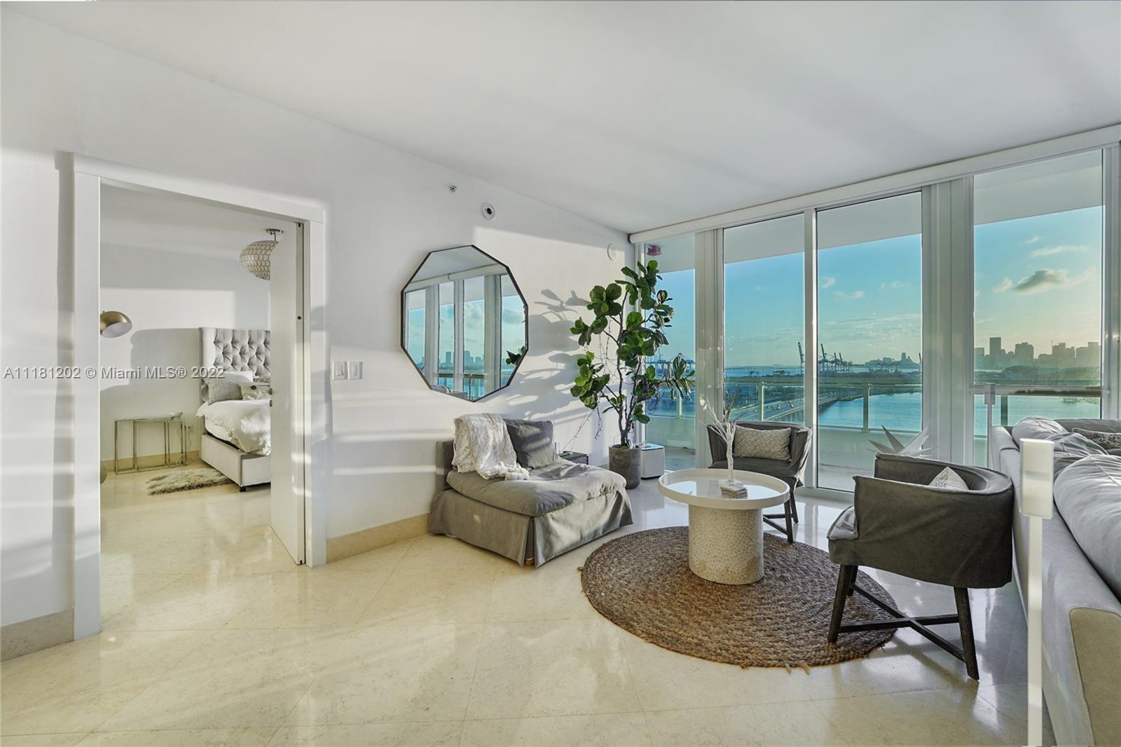 520 West Ave # 1602