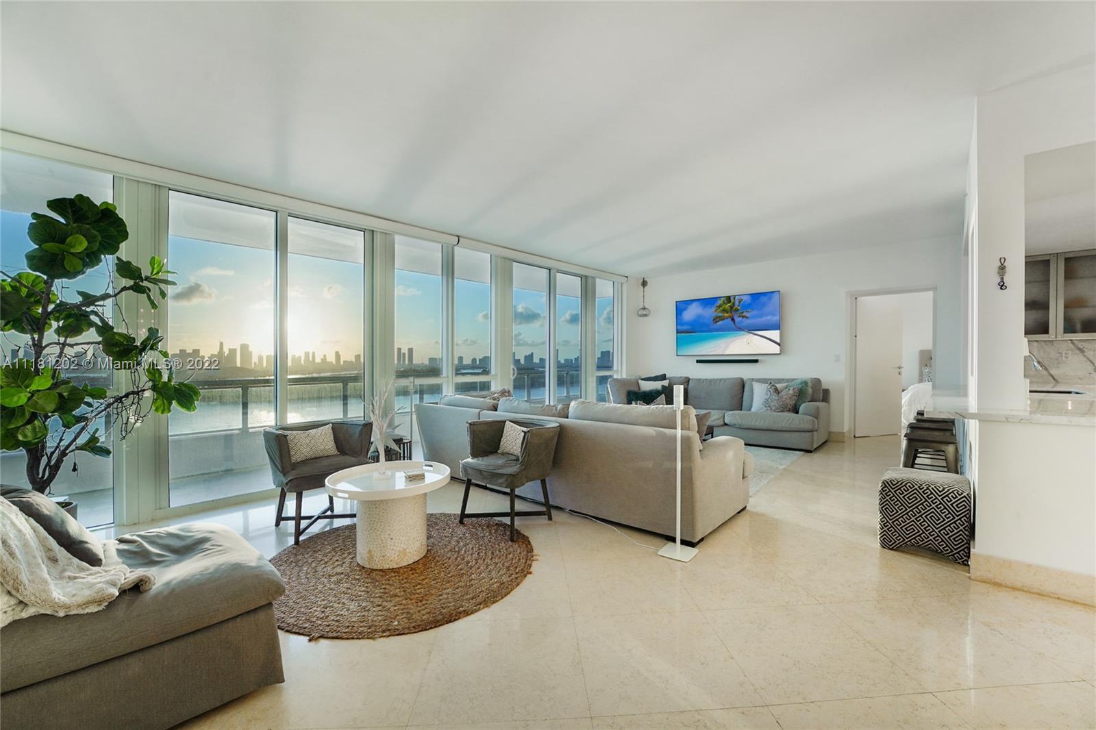 520 West Ave # 1602