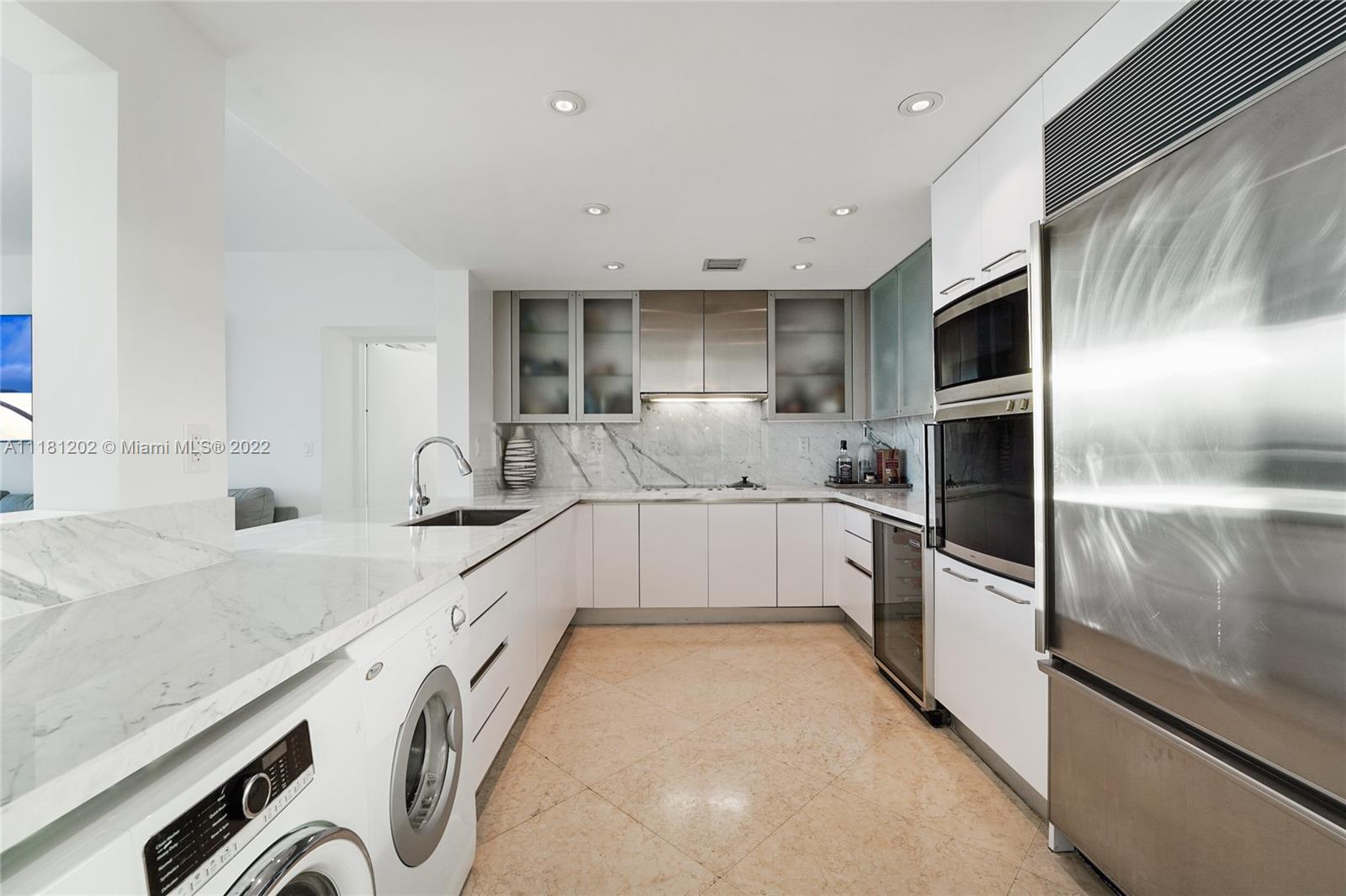 520 West Ave # 1602