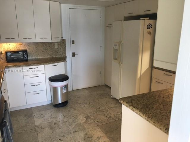 155 Ocean Lane Dr # 1215