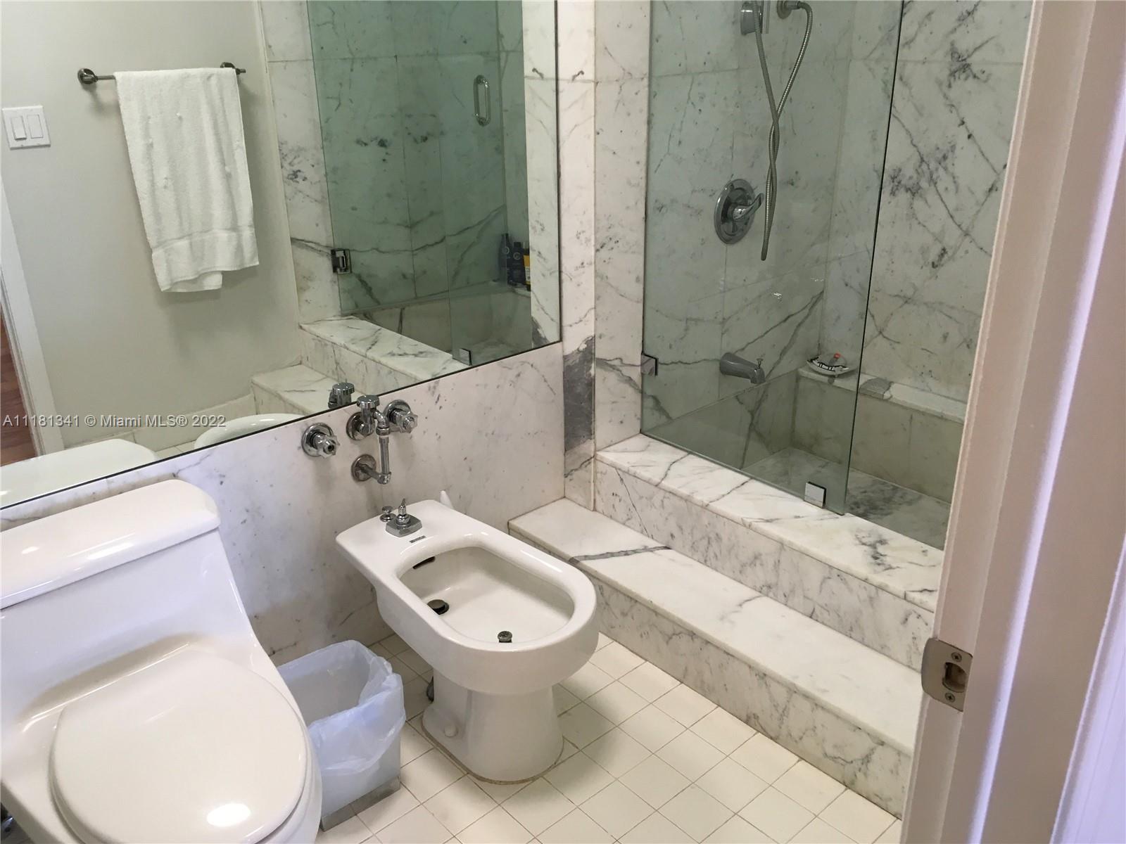 155 Ocean Lane Dr # 1215