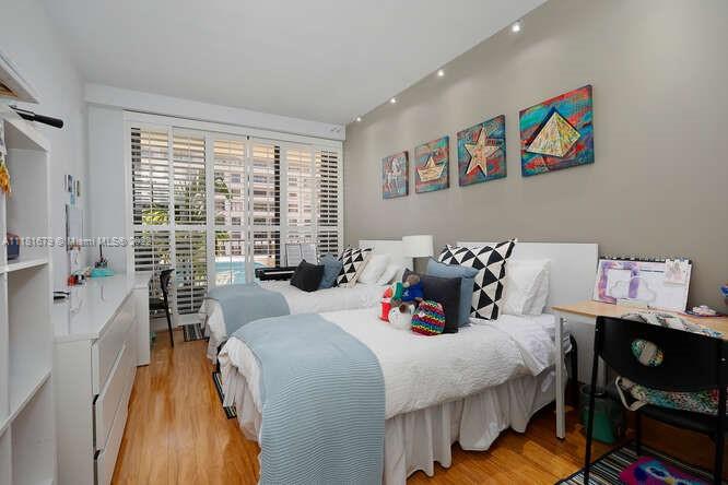 251 Crandon Blvd # 630
