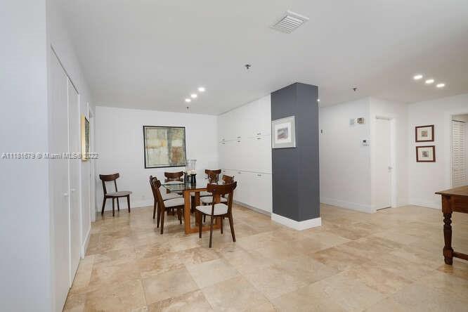 251 Crandon Blvd # 630