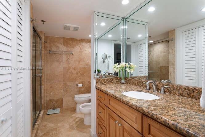 251 Crandon Blvd # 630