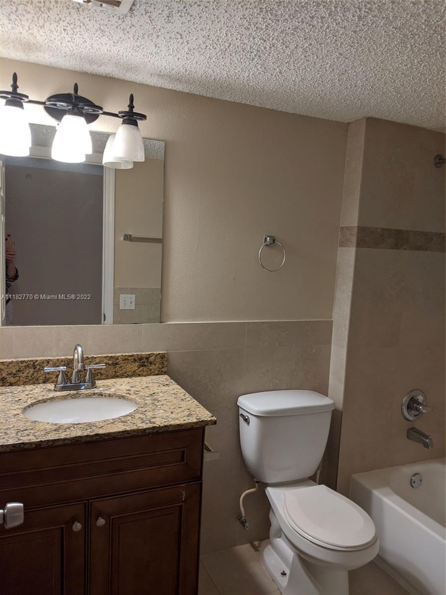 4015 W Mcnab Rd # D210