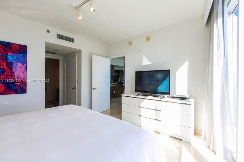 485 Brickell Ave. # 2610