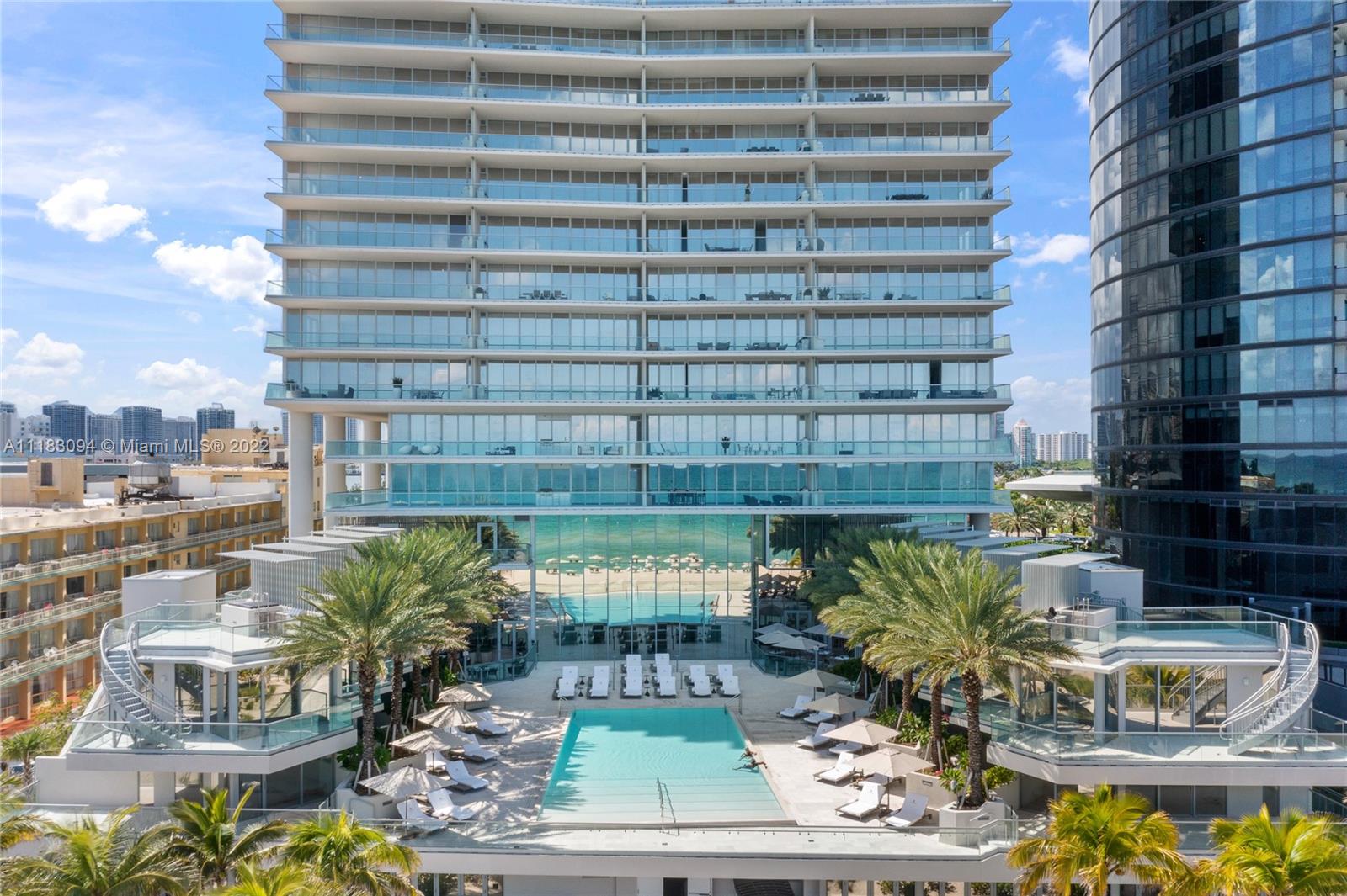 18501 Collins Ave # 3302
