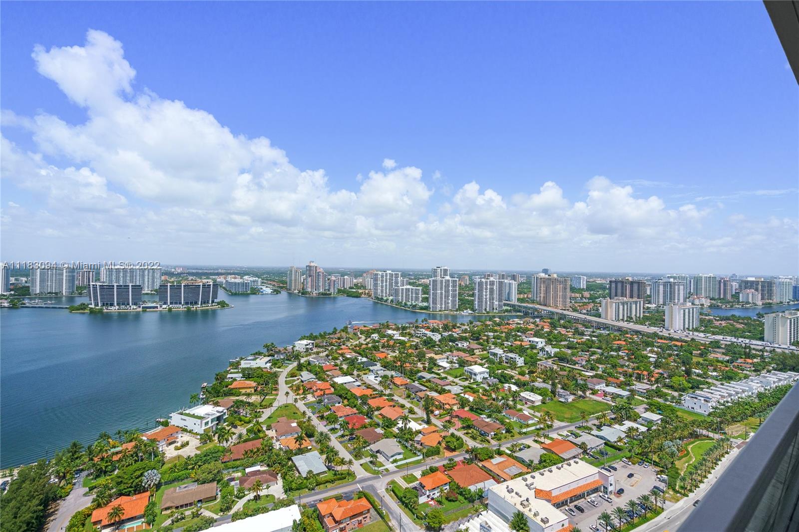 18501 Collins Ave # 3302