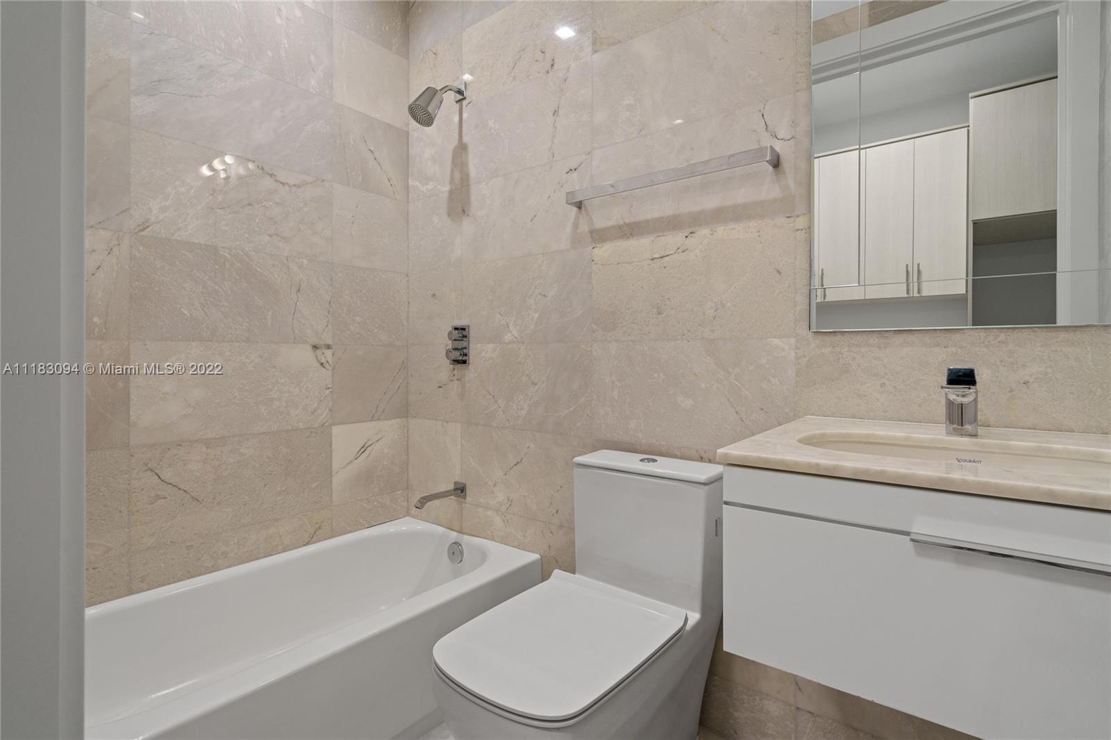 18501 Collins Ave # 3302