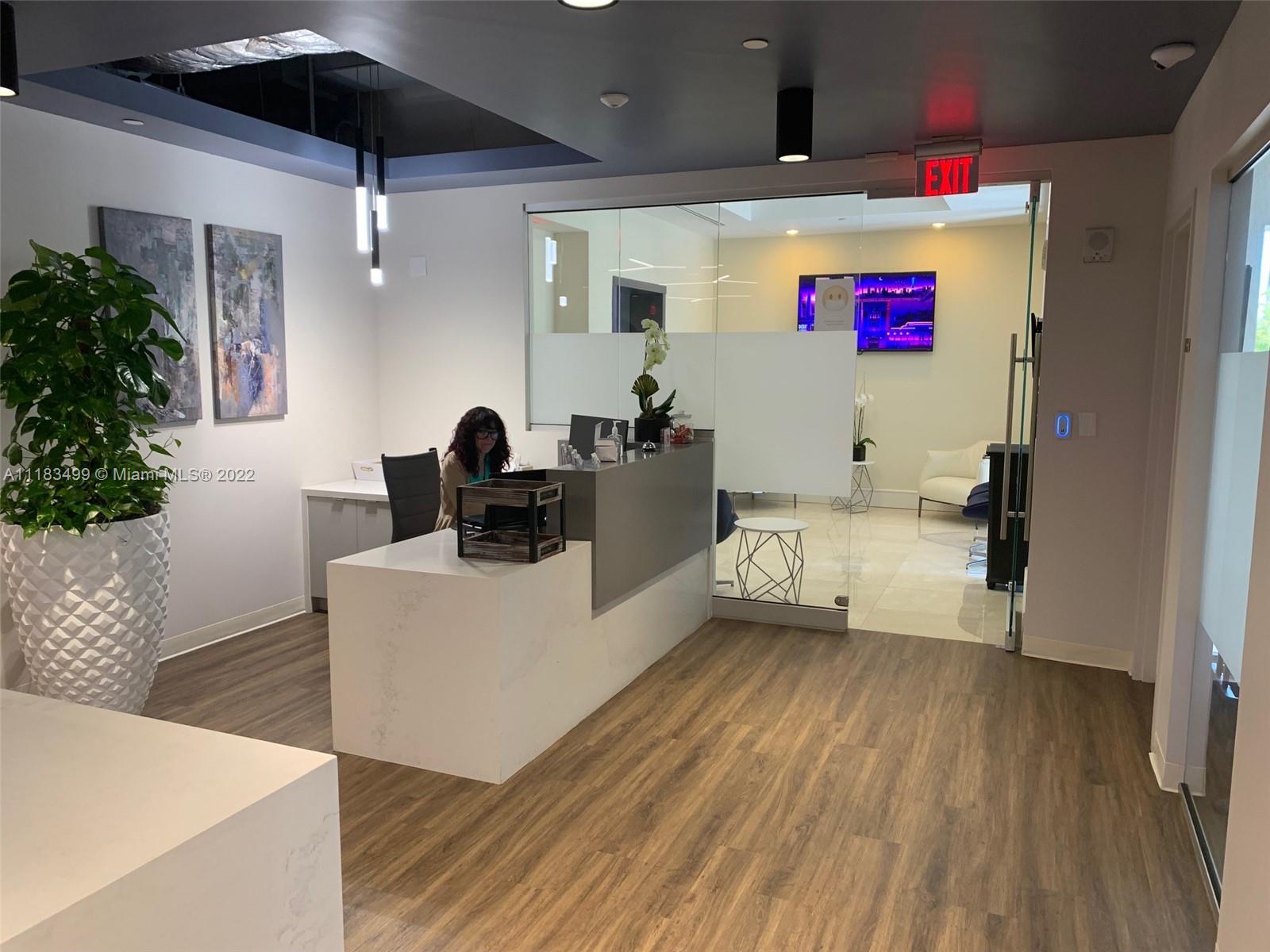 4531 Ponce De Leon Blvd # 216
