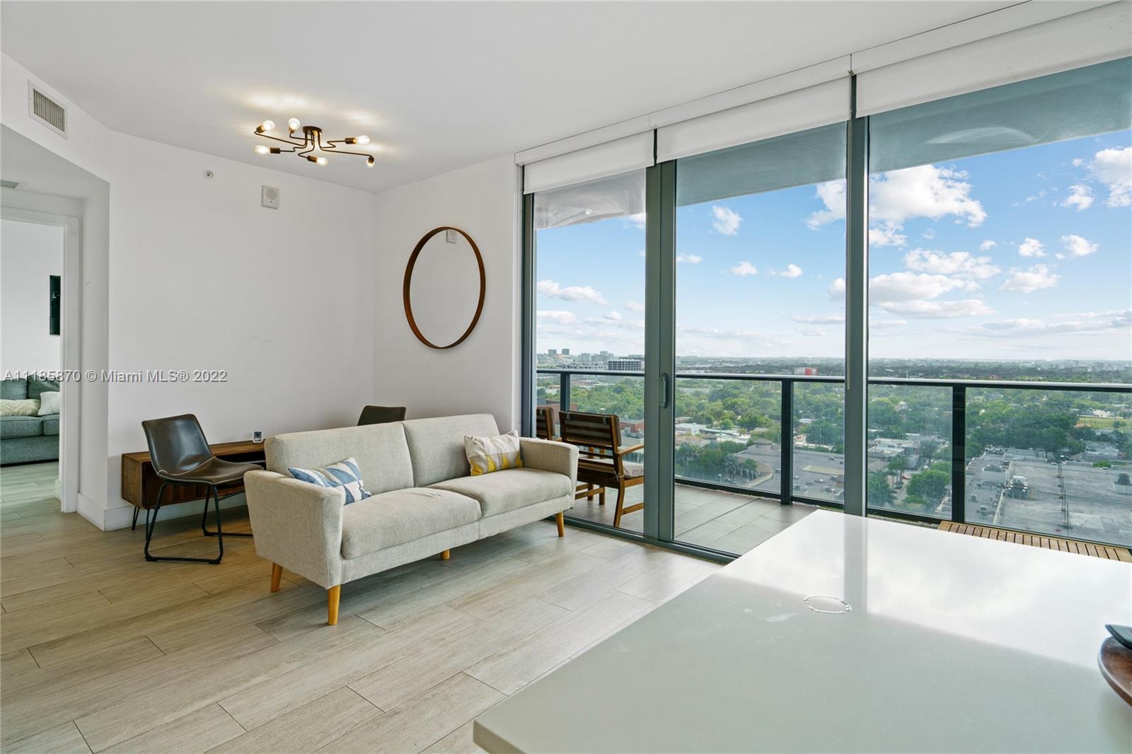 121 NE 34 ST # 1816