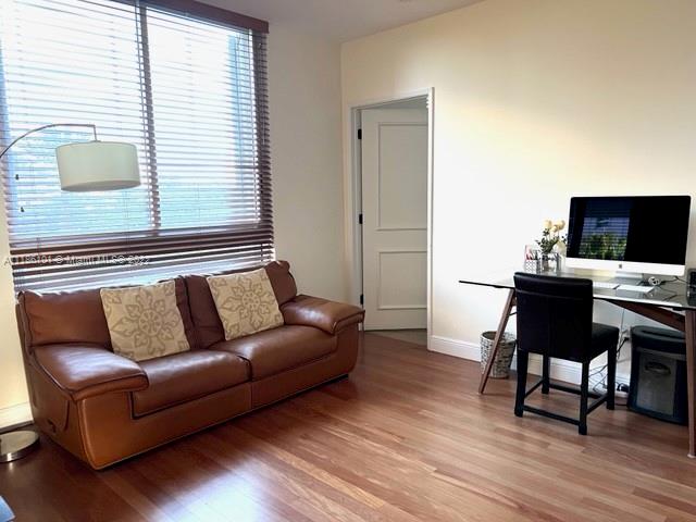 785 Crandon Blvd # 506