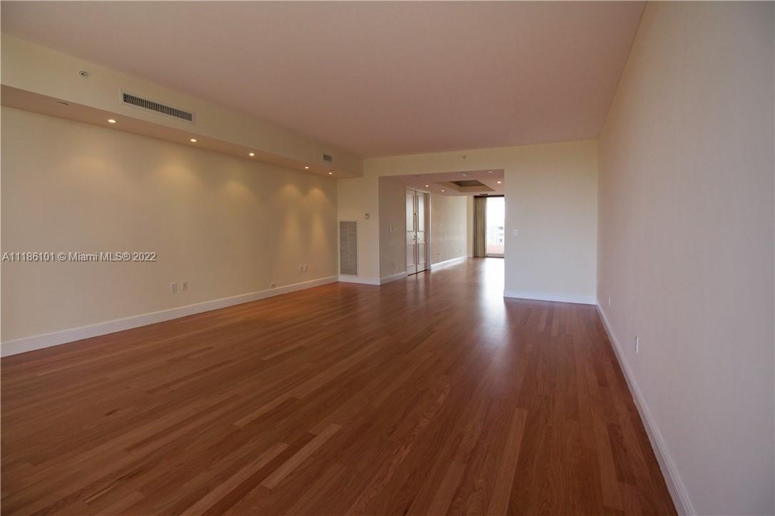 785 Crandon Blvd # 506