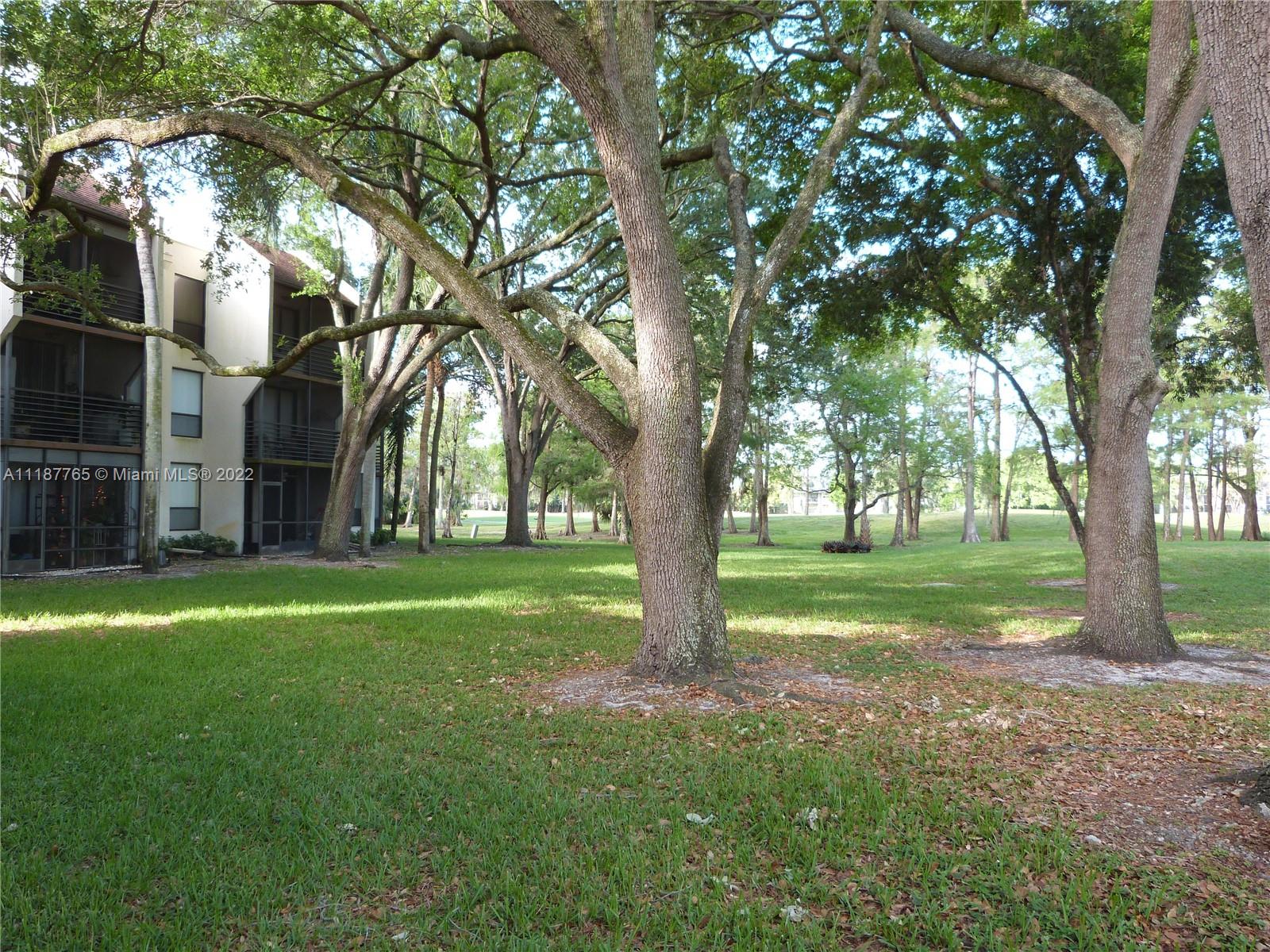 6751 N N University Dr # 204