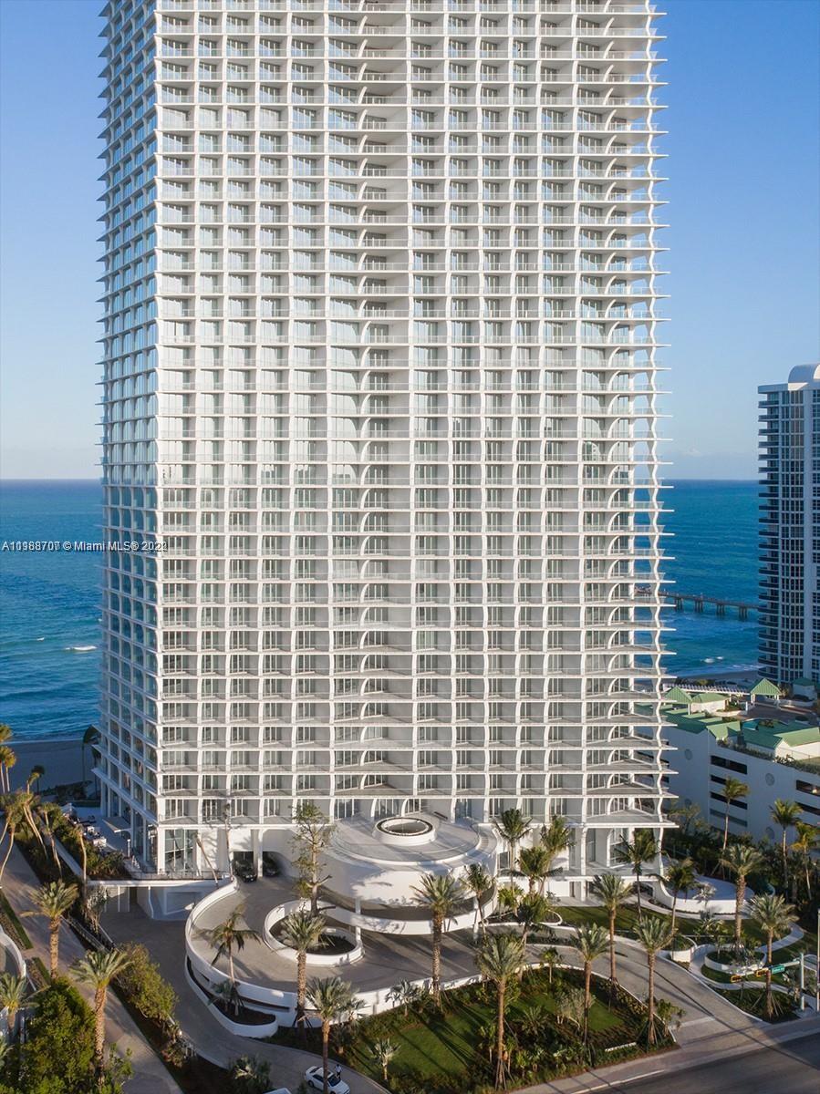 16901 Collins Ave # 1502