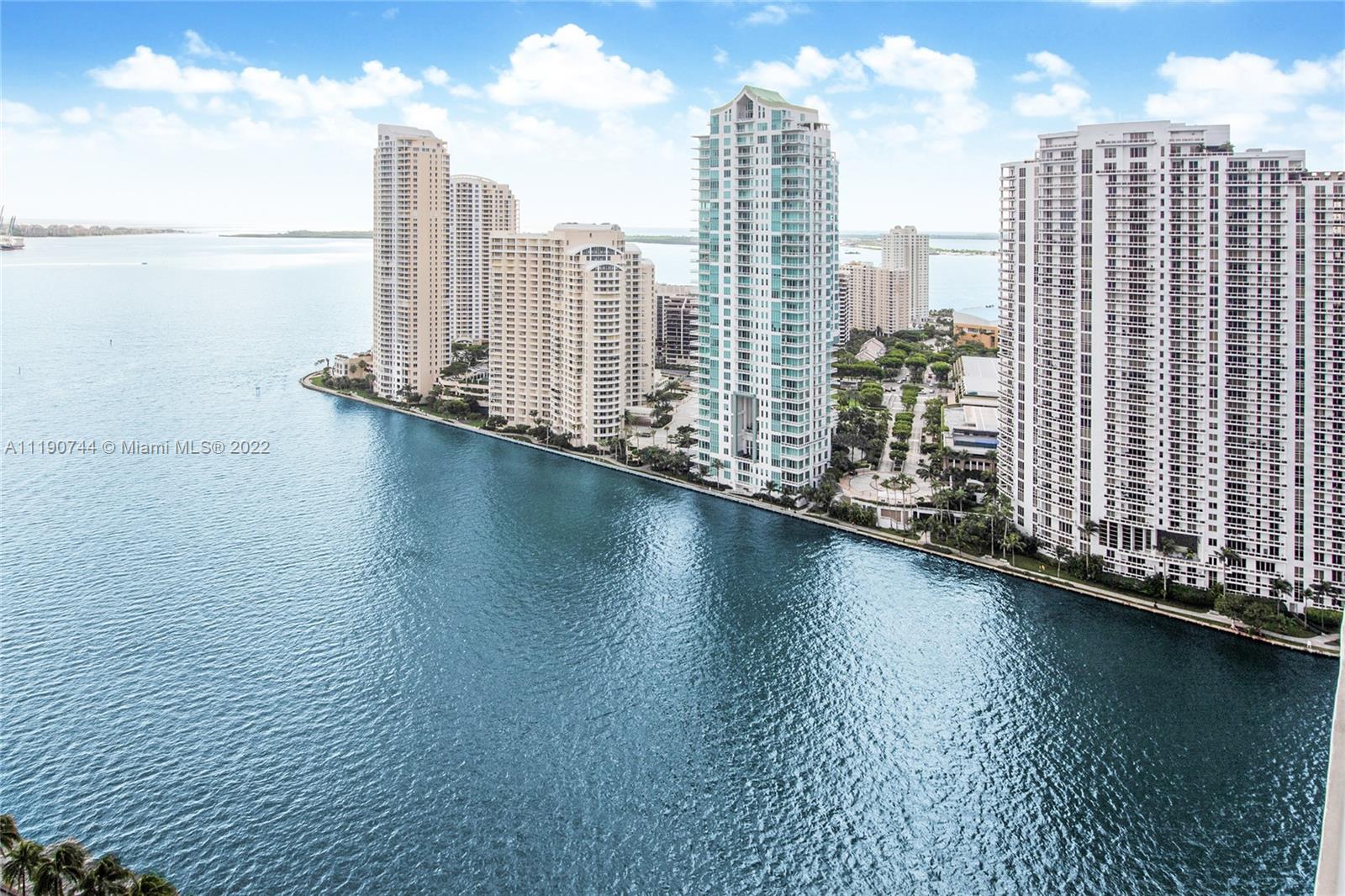 300 S Biscayne Blvd # 2608 Unit: T-2608