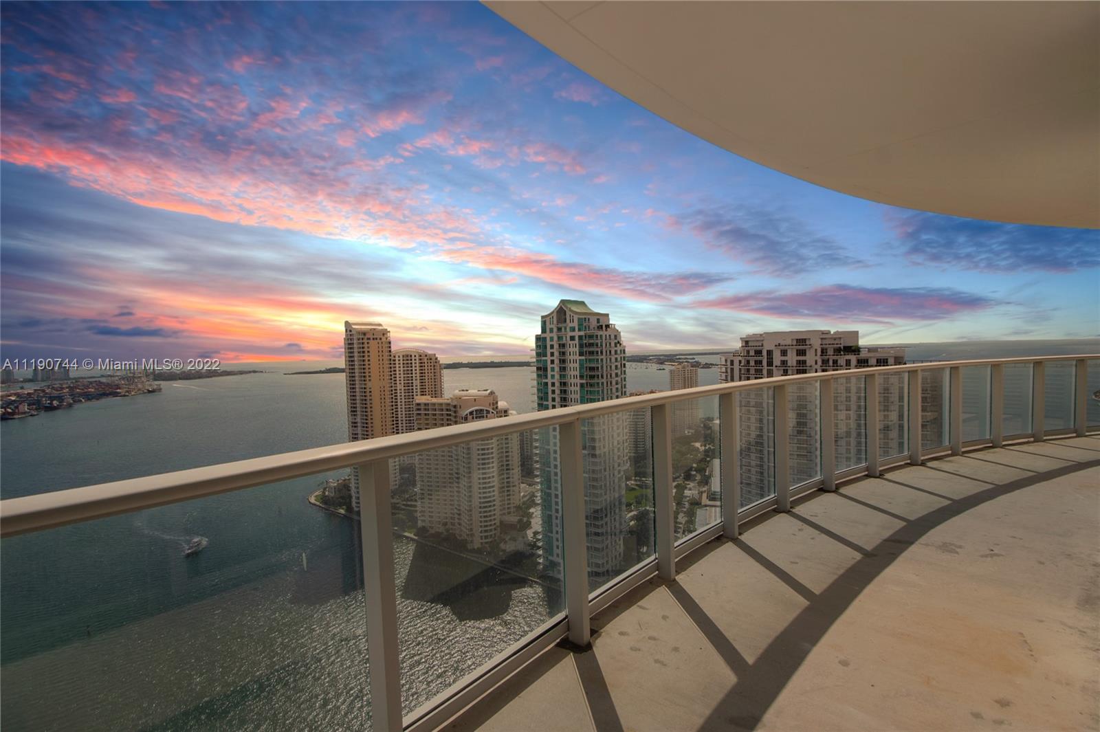 300 S Biscayne Blvd # 2608 Unit: T-2608