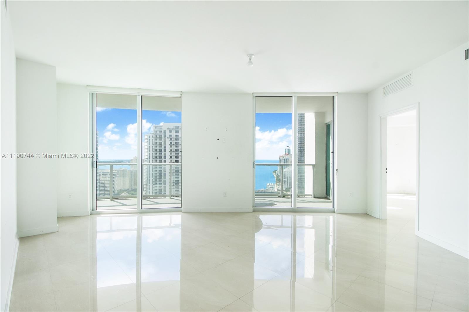 300 S Biscayne Blvd # 2608 Unit: T-2608