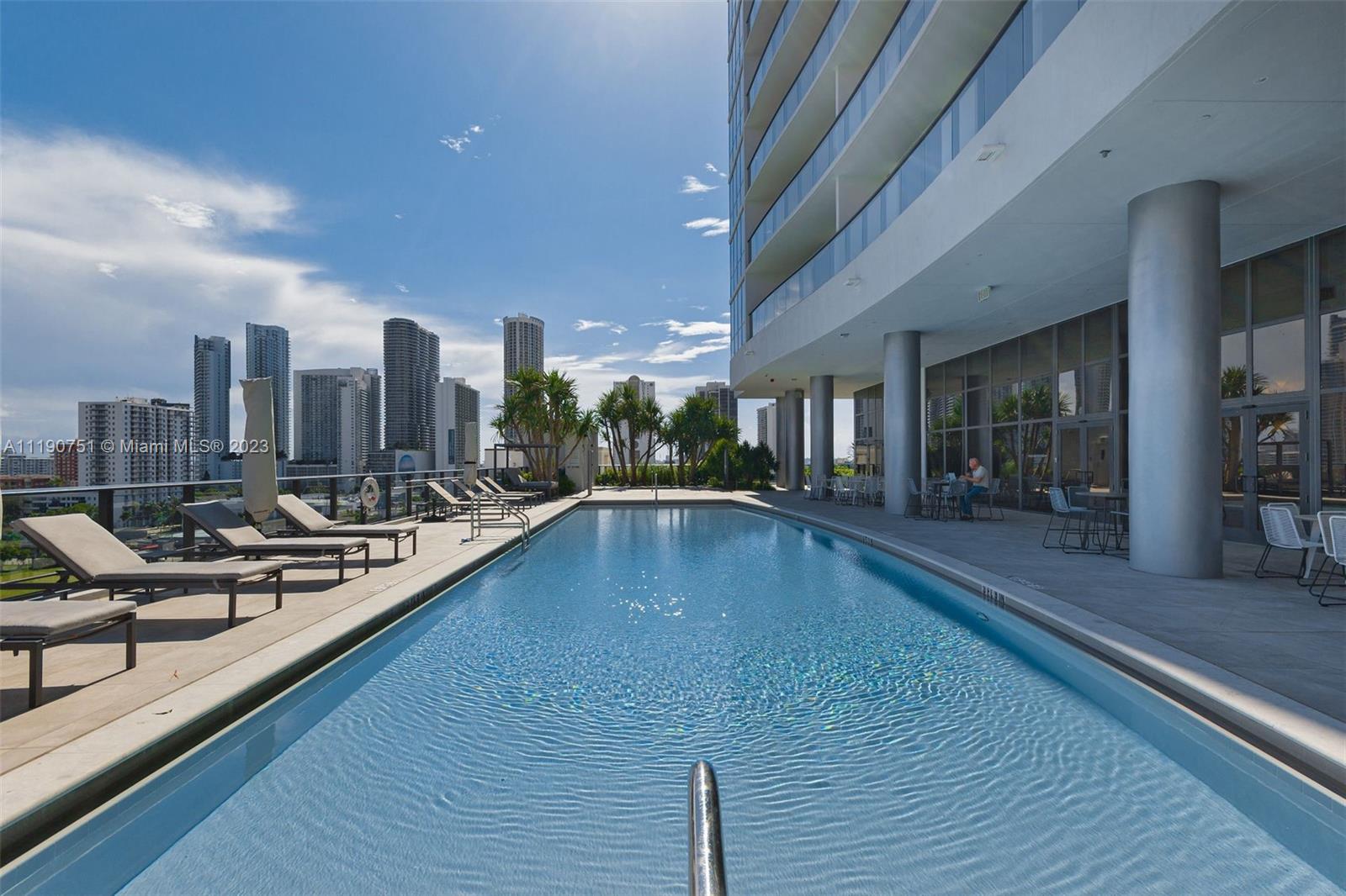 1600 NE 1st Ave # 2418