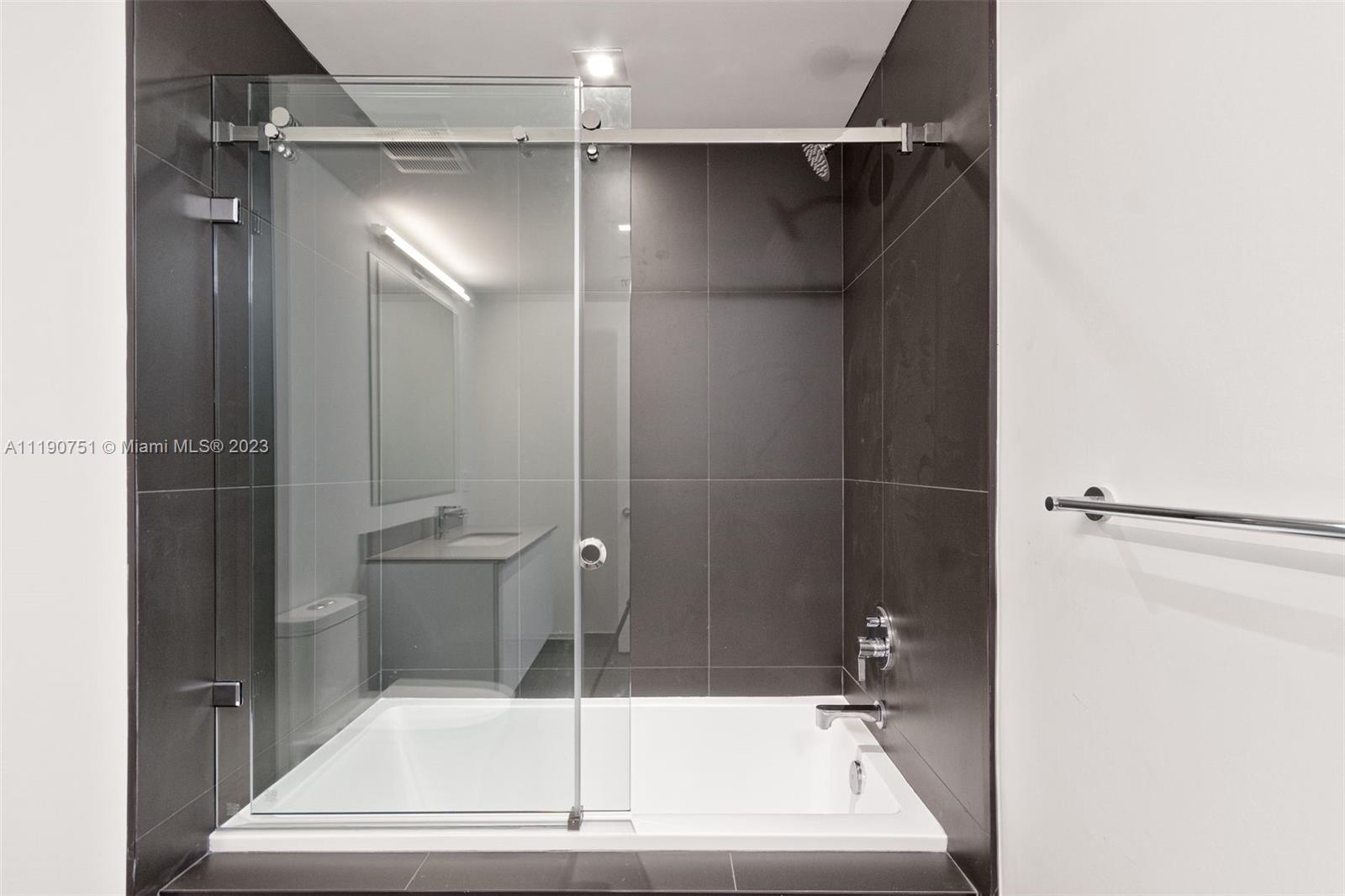 1600 NE 1st Ave # 2418