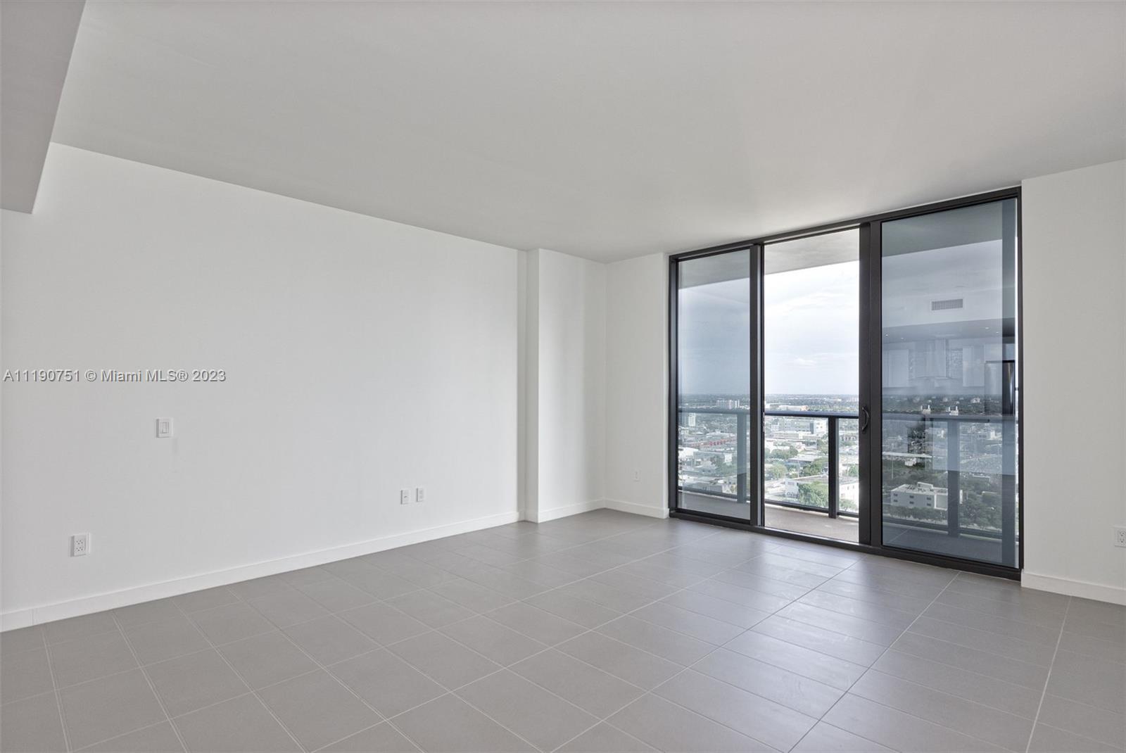 1600 NE 1st Ave # 2418