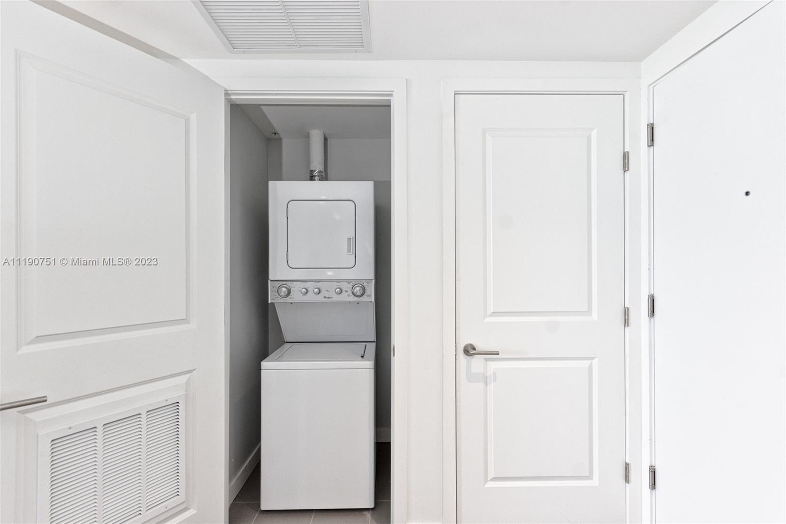 1600 NE 1st Ave # 2418