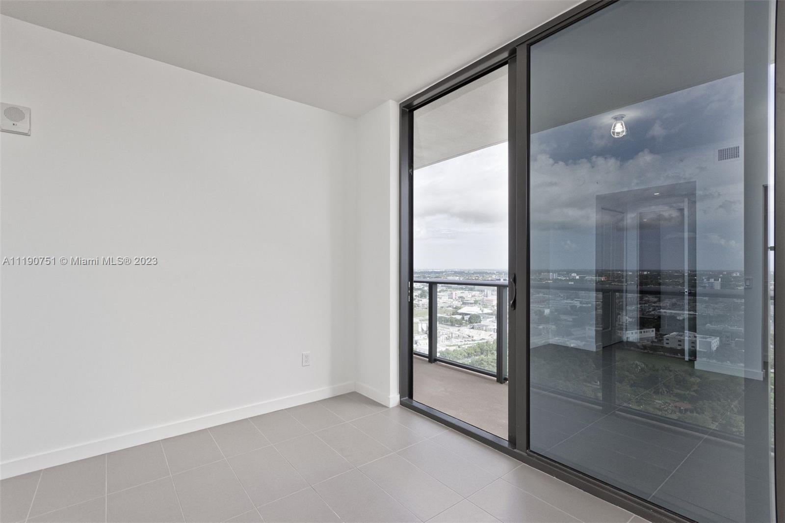 1600 NE 1st Ave # 2418