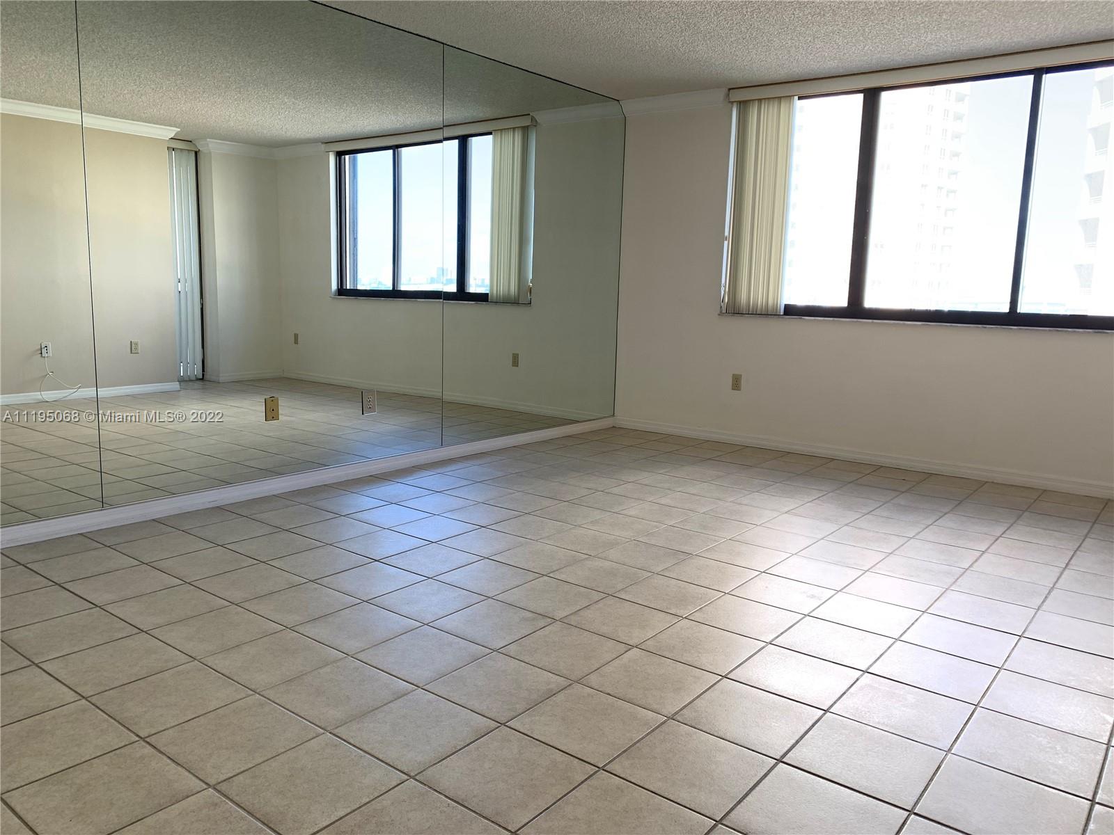 540 Brickell Key Dr # 1026