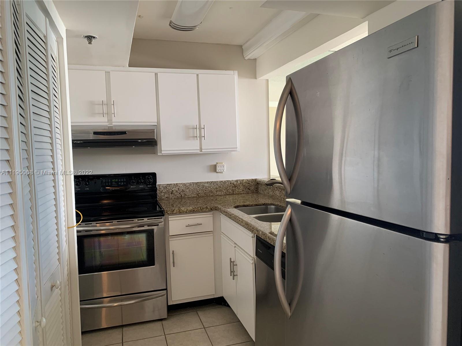 540 Brickell Key Dr # 1026