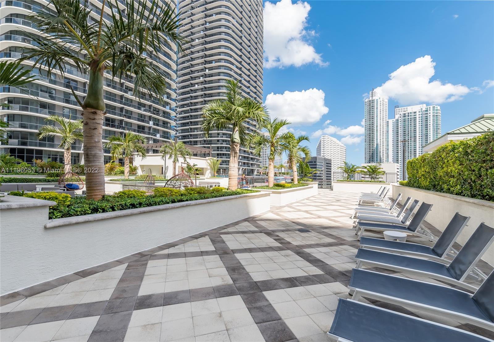 999 SW 1st Ave # 3107