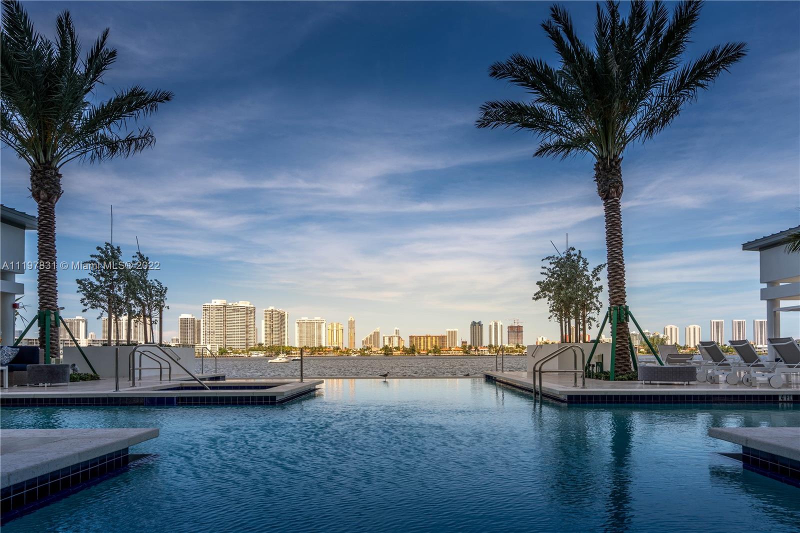 17301 Biscayne Blvd # 603