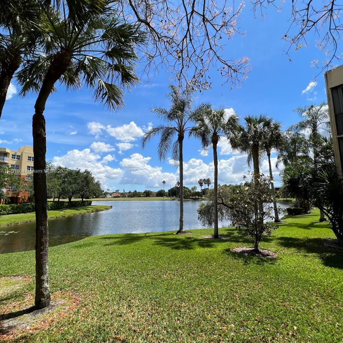16401 Golf Club Rd # 303