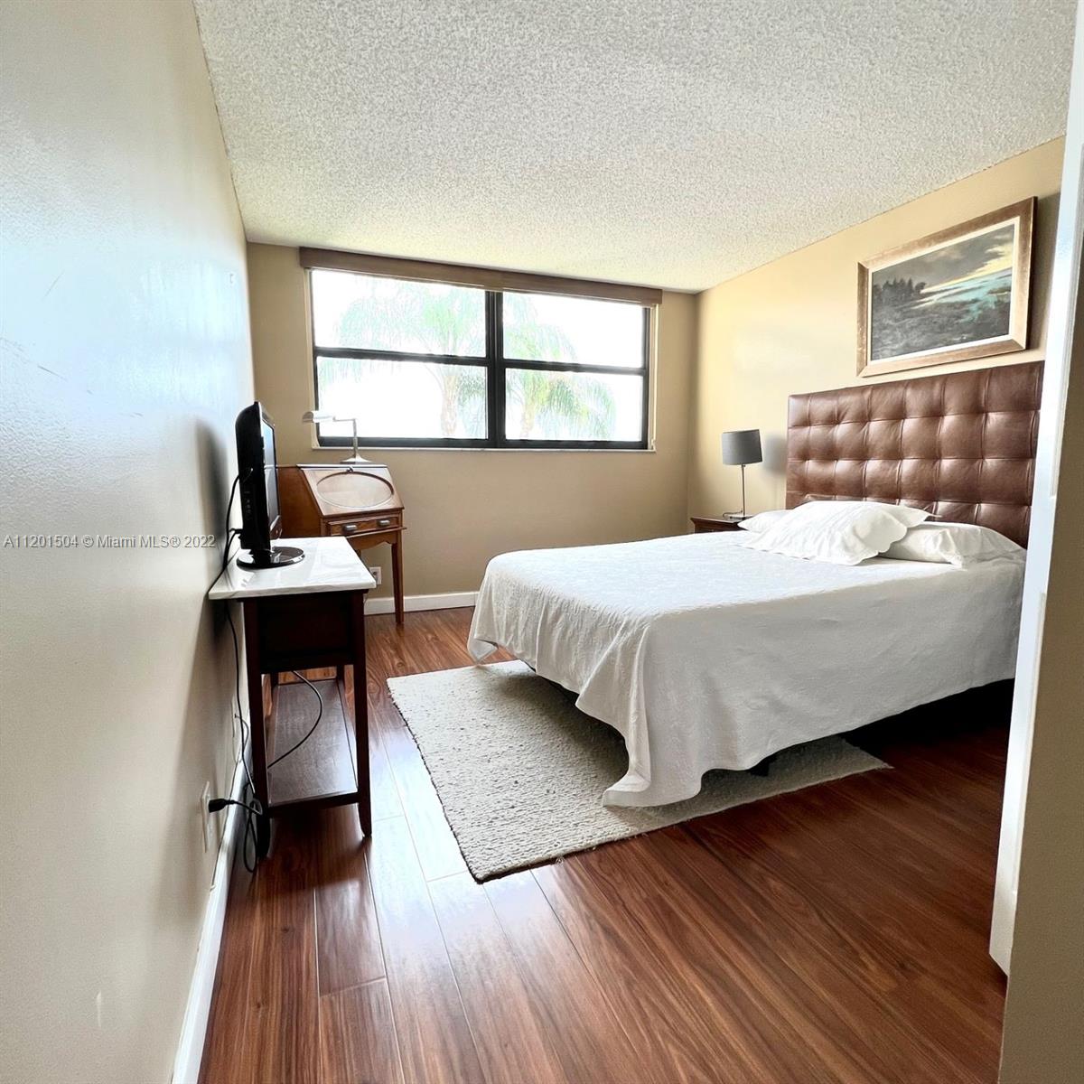 16401 Golf Club Rd # 303