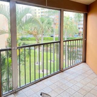 16401 Golf Club Rd # 303