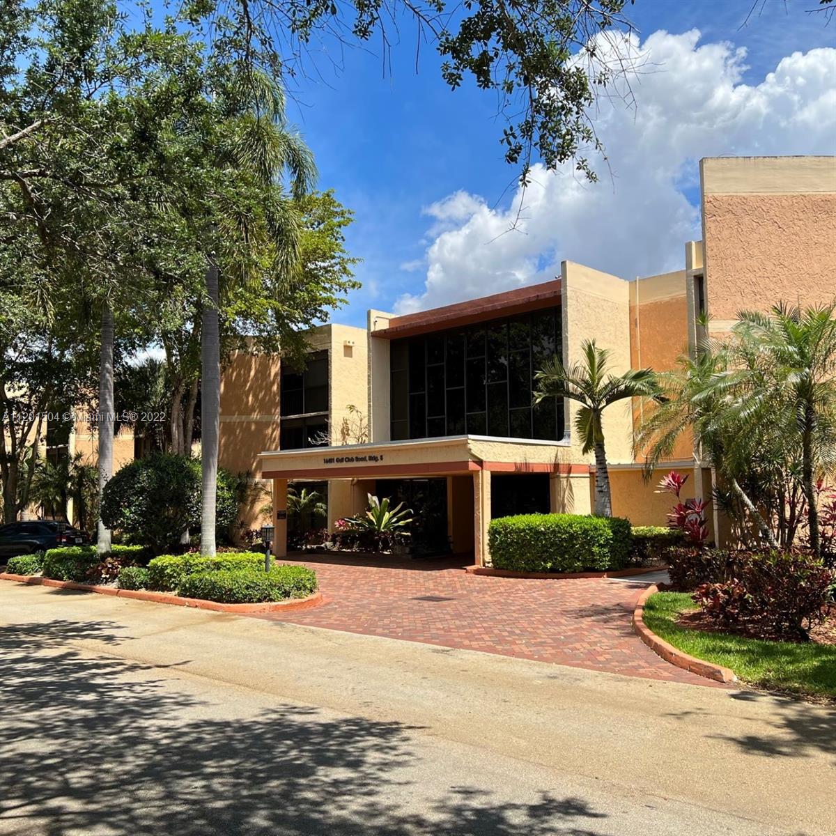 16401 Golf Club Rd # 303