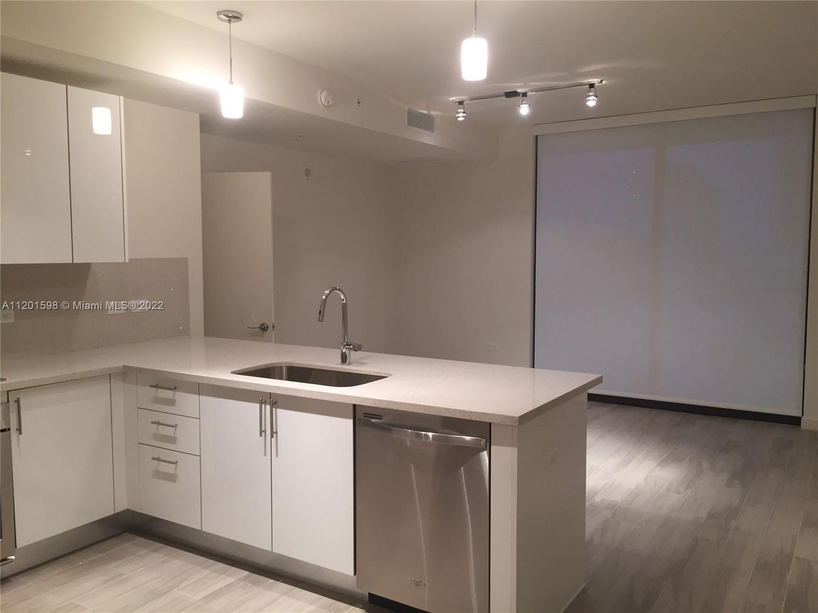 999 SW 1 AVE # 1902