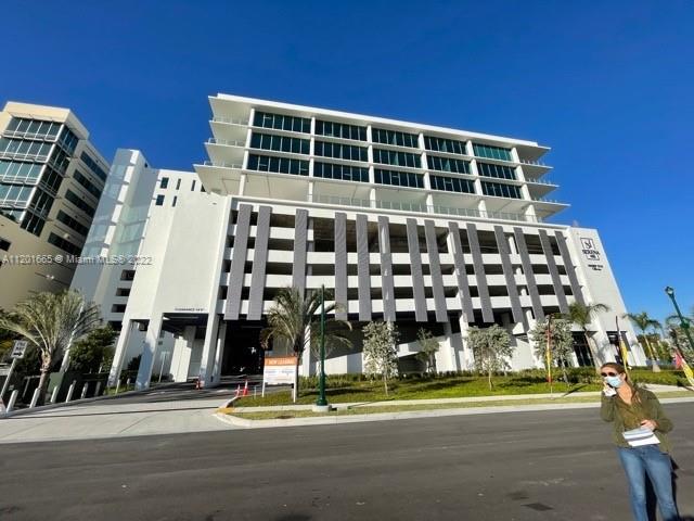 2820 NE 214th St # 903