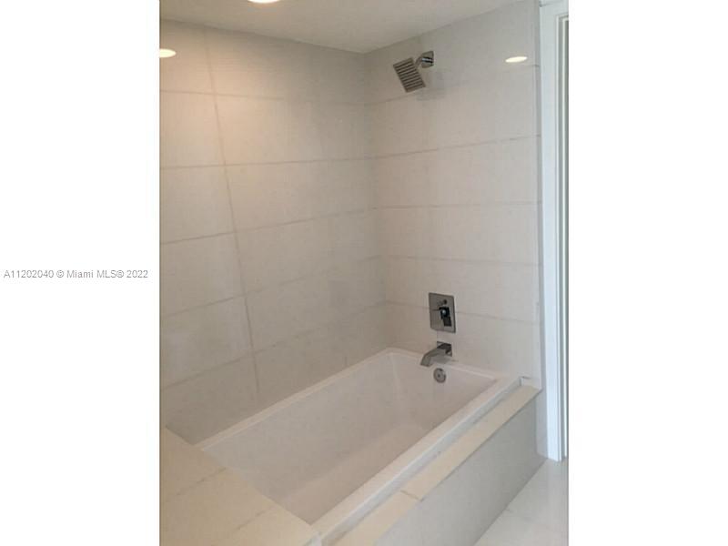 1100 S MIAMI AV Unit: 2603