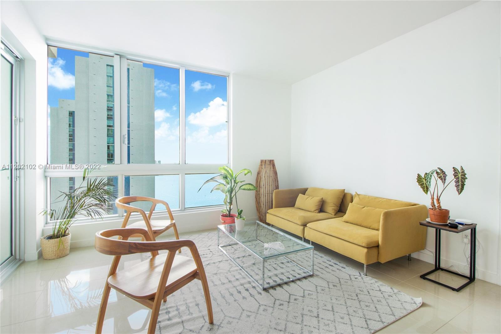 300 S Biscayne Blvd # 2612 Unit: T-2612
