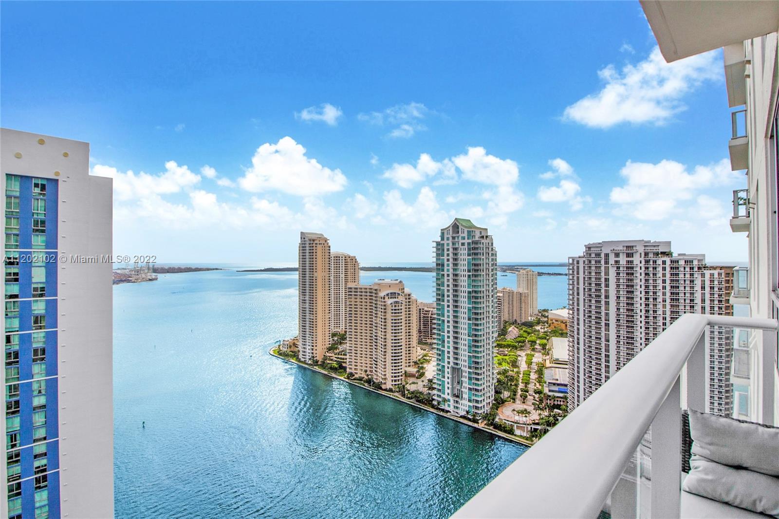300 S Biscayne Blvd # 2612 Unit: T-2612